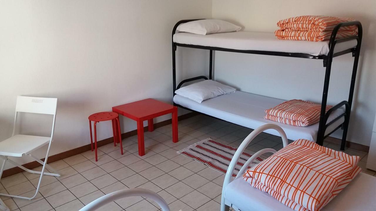 Hostel Easy 比萨 外观 照片